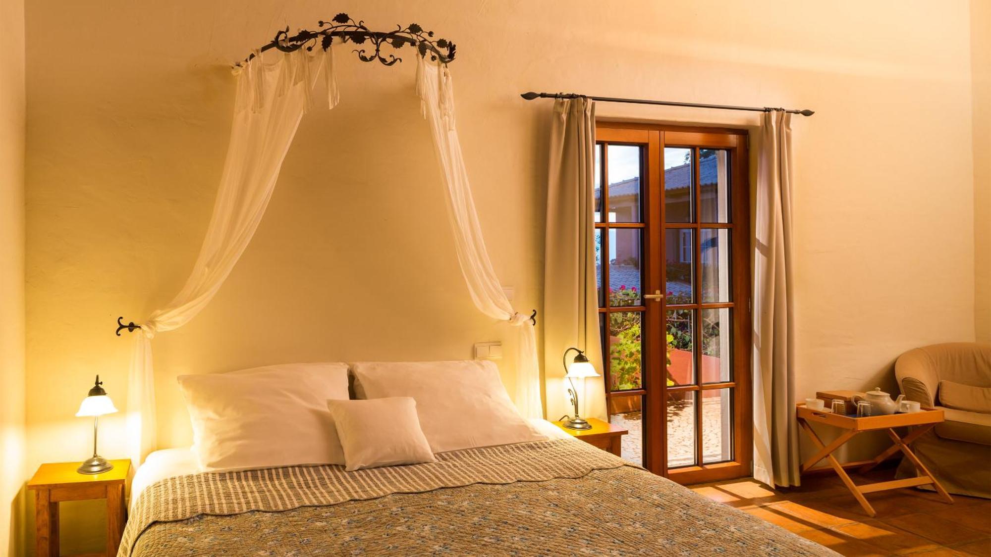 Atrio Hotel Estreito Da Calheta Room photo